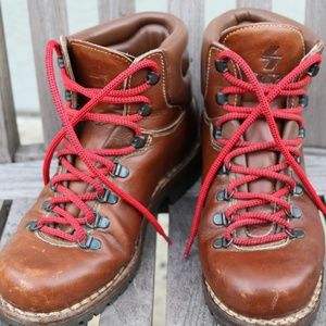 Vintage Leather Lined Hiking Boots